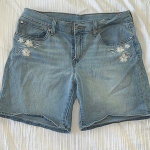 VINTAGE LEVIS SHORTS